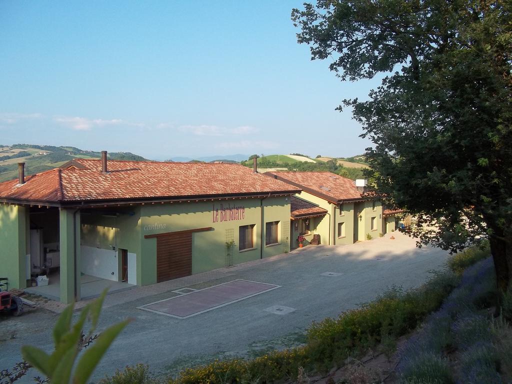 Le Barbaterre Hotel Quattro Castella Exterior foto